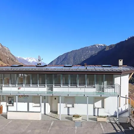 Sonneck Aparthotel 3*